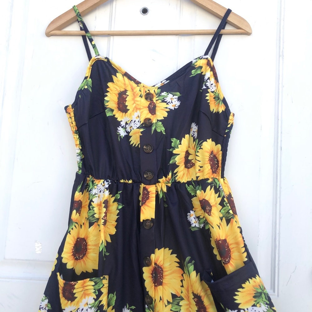 NEW Navyblue Floral Print Spaghetti Strap Sundress - Picture 9 of 10